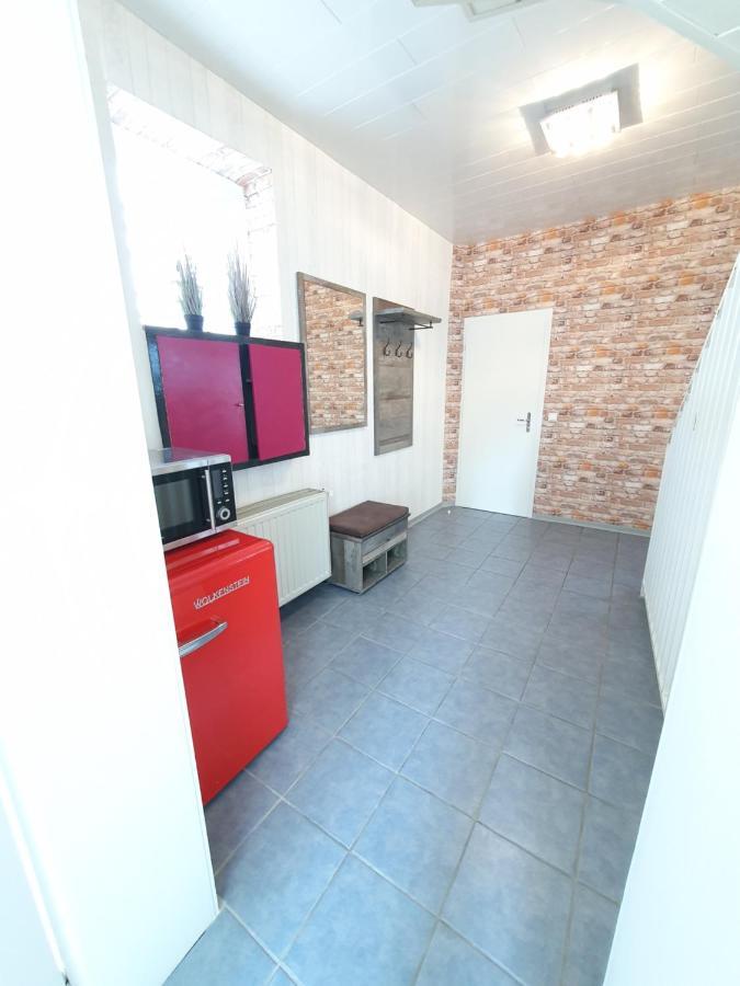 Gemuetliches Zimmer Mit Eigenem Bad Und Kueche Swisttal Exterior photo